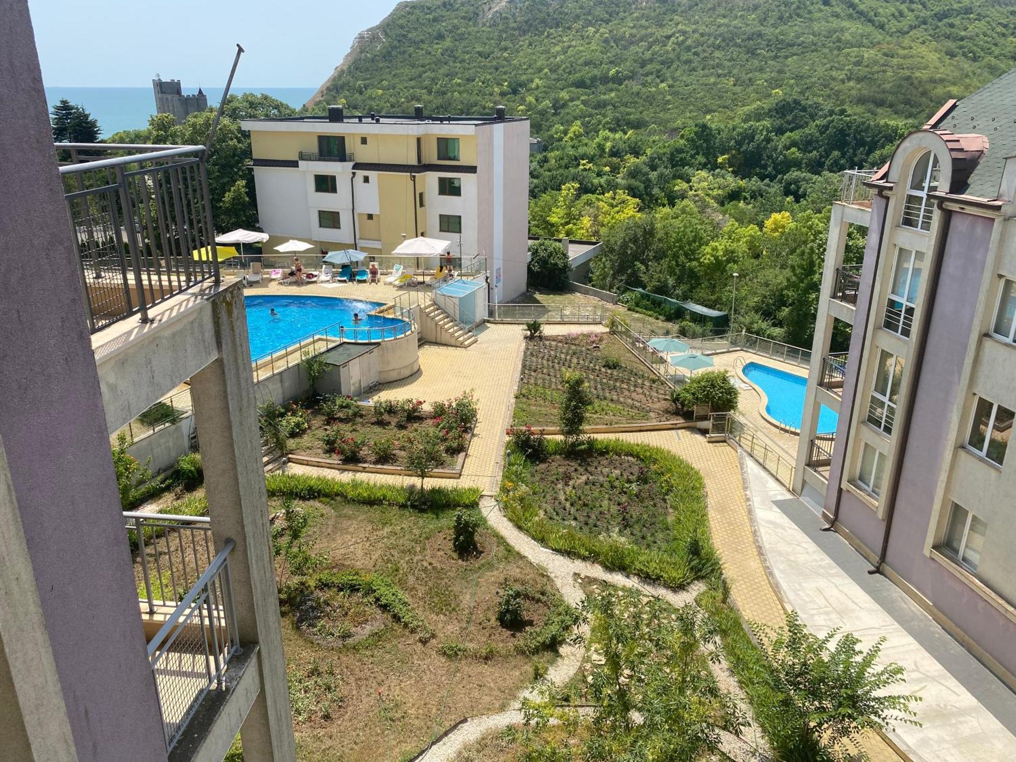 Kavarna Hills Екстер'єр фото